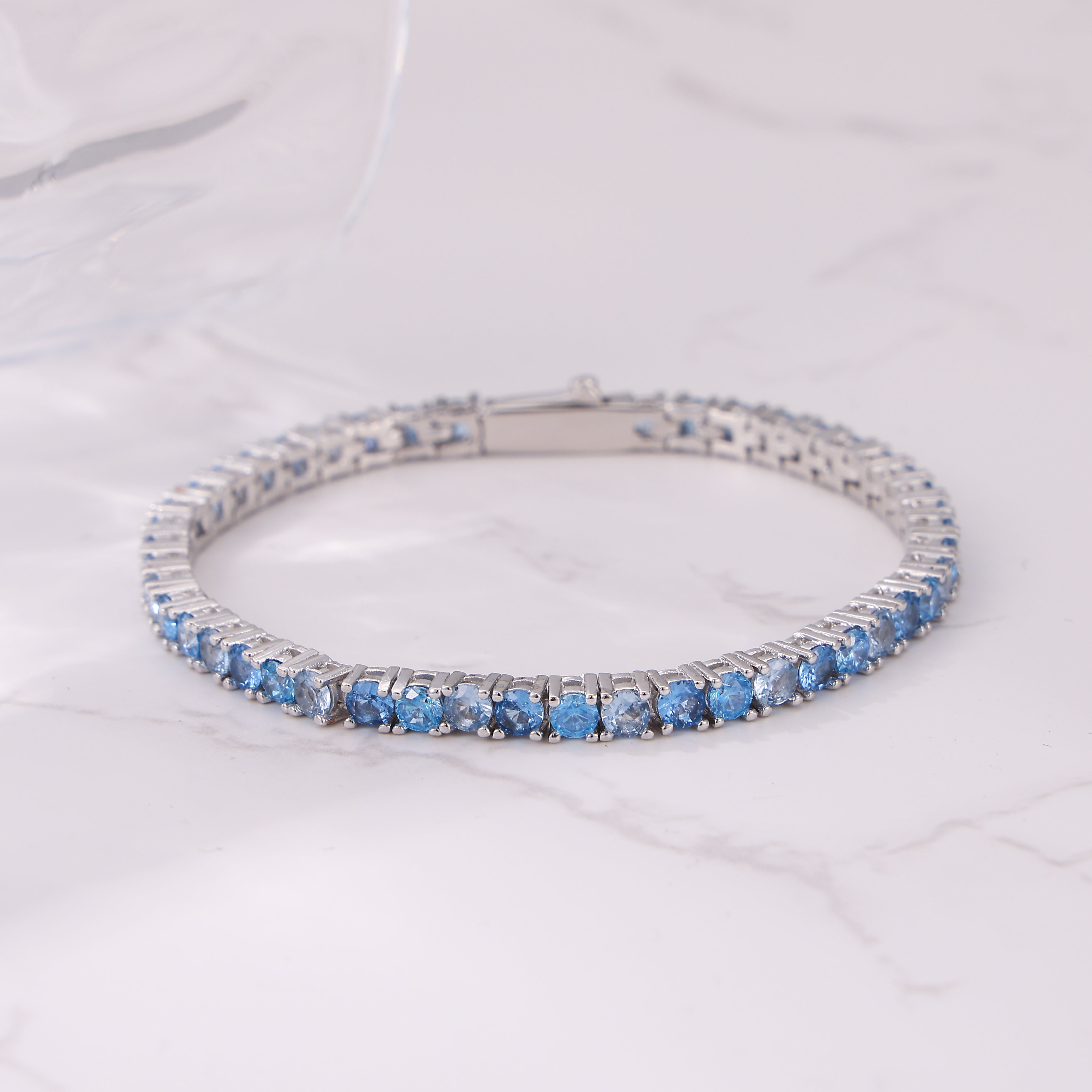 3MM Blue Diamond Bracelet